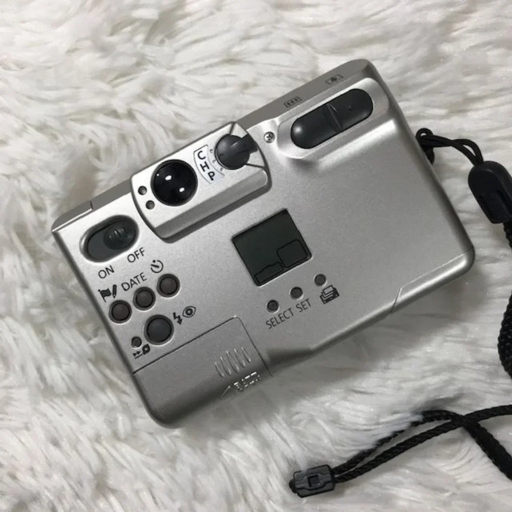 Canon ELPH LT 260 Advanced Photo System Camera w/ Case